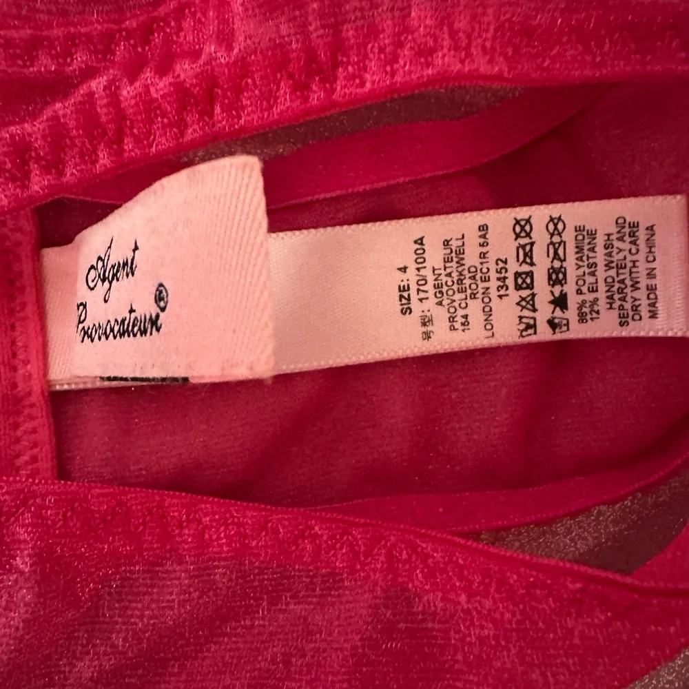 Agent Provocateur bra and panty Set size 4 - Picture 5 of 10